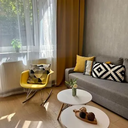 公寓 Garden Appt - 40m2 Terrace, Free Garrage Parking 布拉迪斯拉发