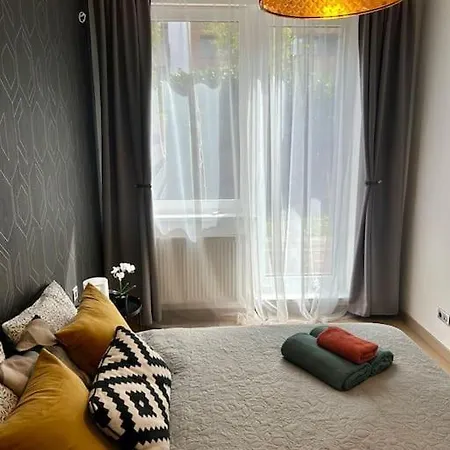 Garden Appt - 40m2 Terrace, Garrage Parking Apartamento *