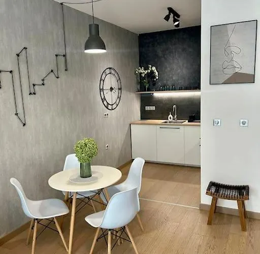 Апартаменты Garden Appt - 40m2 Terrace, Garrage Parking Братислава