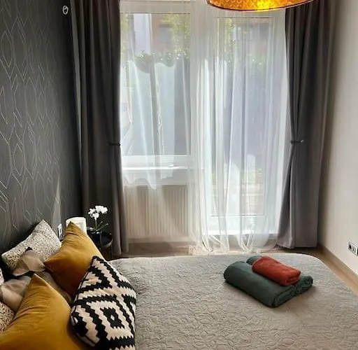 Garden Appt - 40m2 Terrace, Garrage Parking Апартаменты *